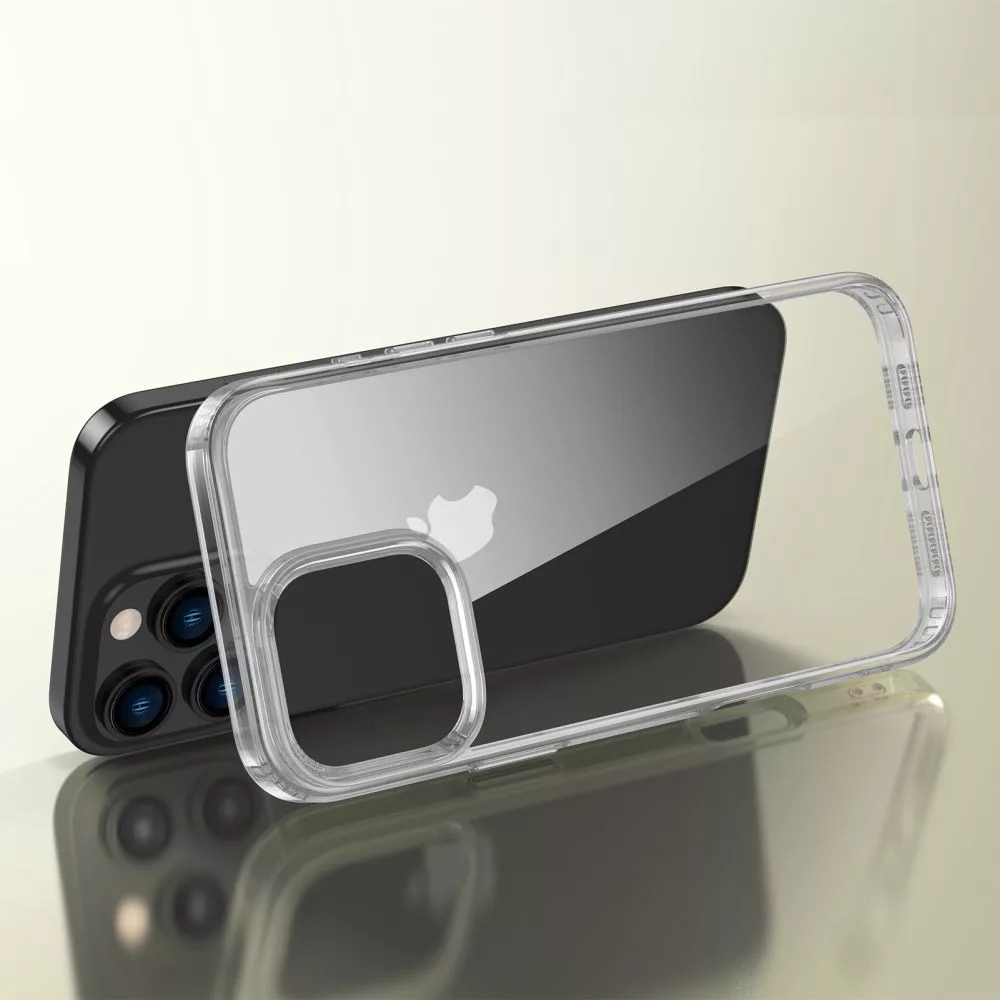 Átlátszó iPhone tok egy fekete iPhone-on, kamerák és Apple logó látható.