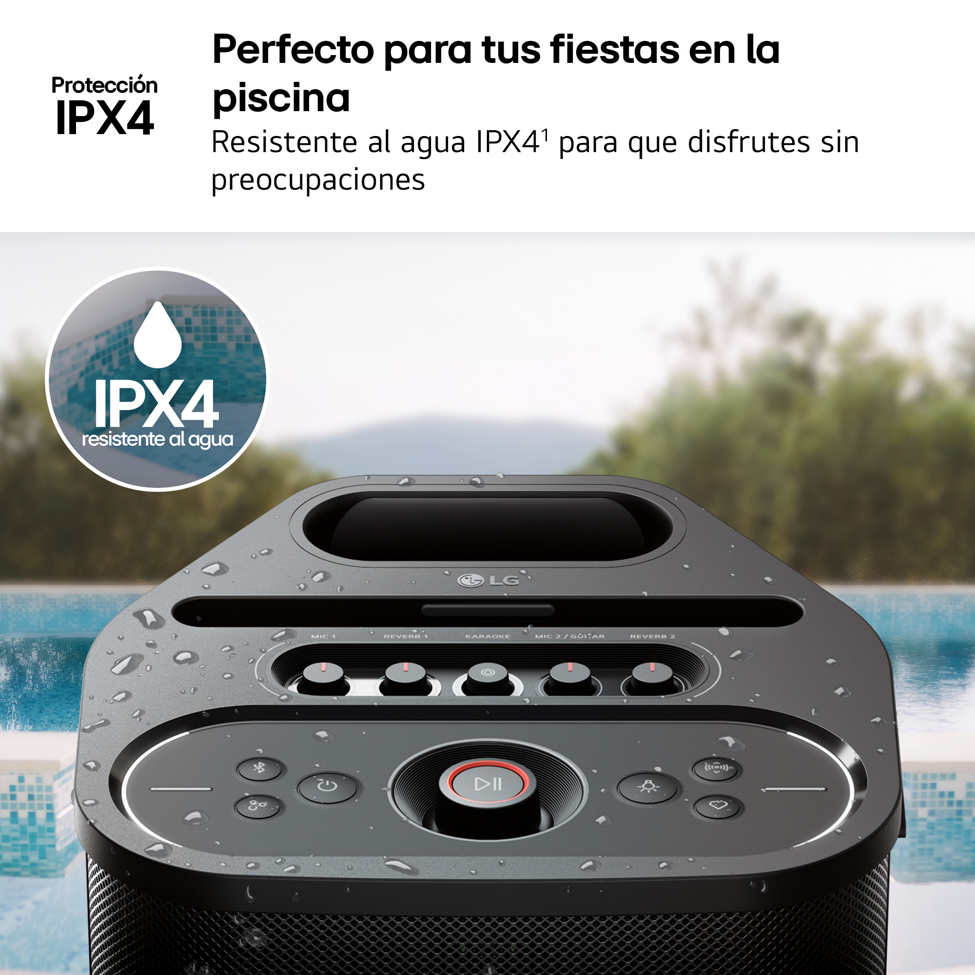 Altavoz LG negro con protección IPX4 al agua junto a una piscina.