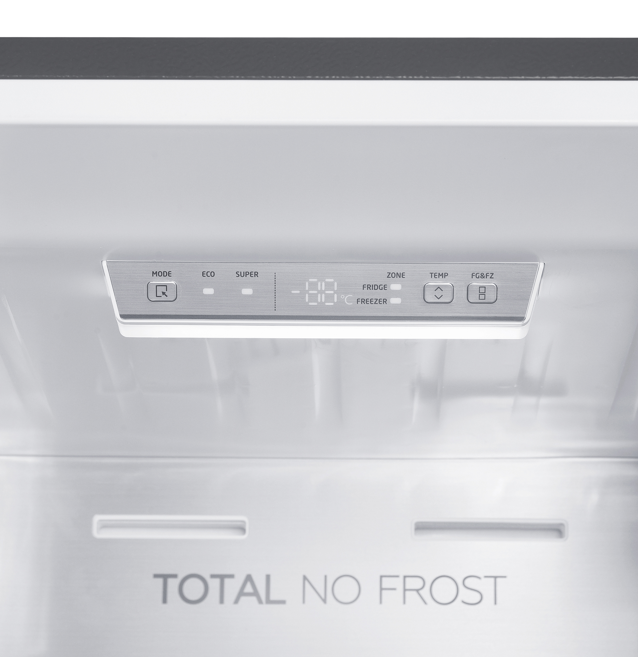 Bedienfeld eines Kühlschranks mit "TOTAL NO FROST"-Schriftzug.
