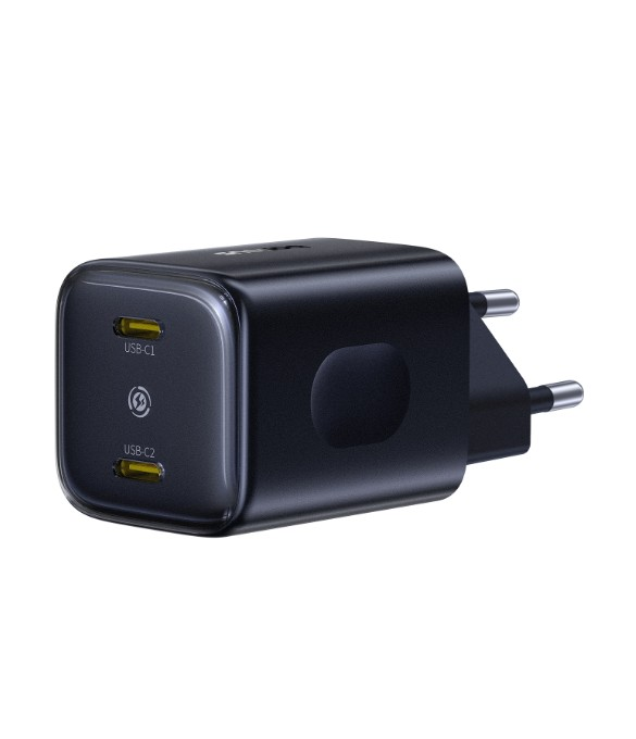 İki portlu, iki metal pimli siyah USB-C şarj cihazı.