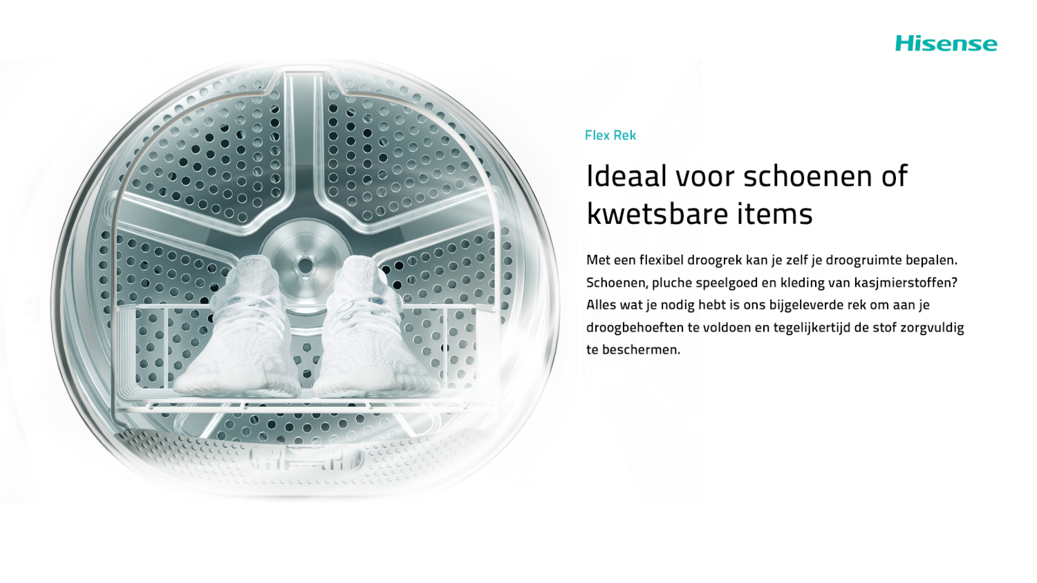 Twee witte sneakers rusten op een rek in een droger.