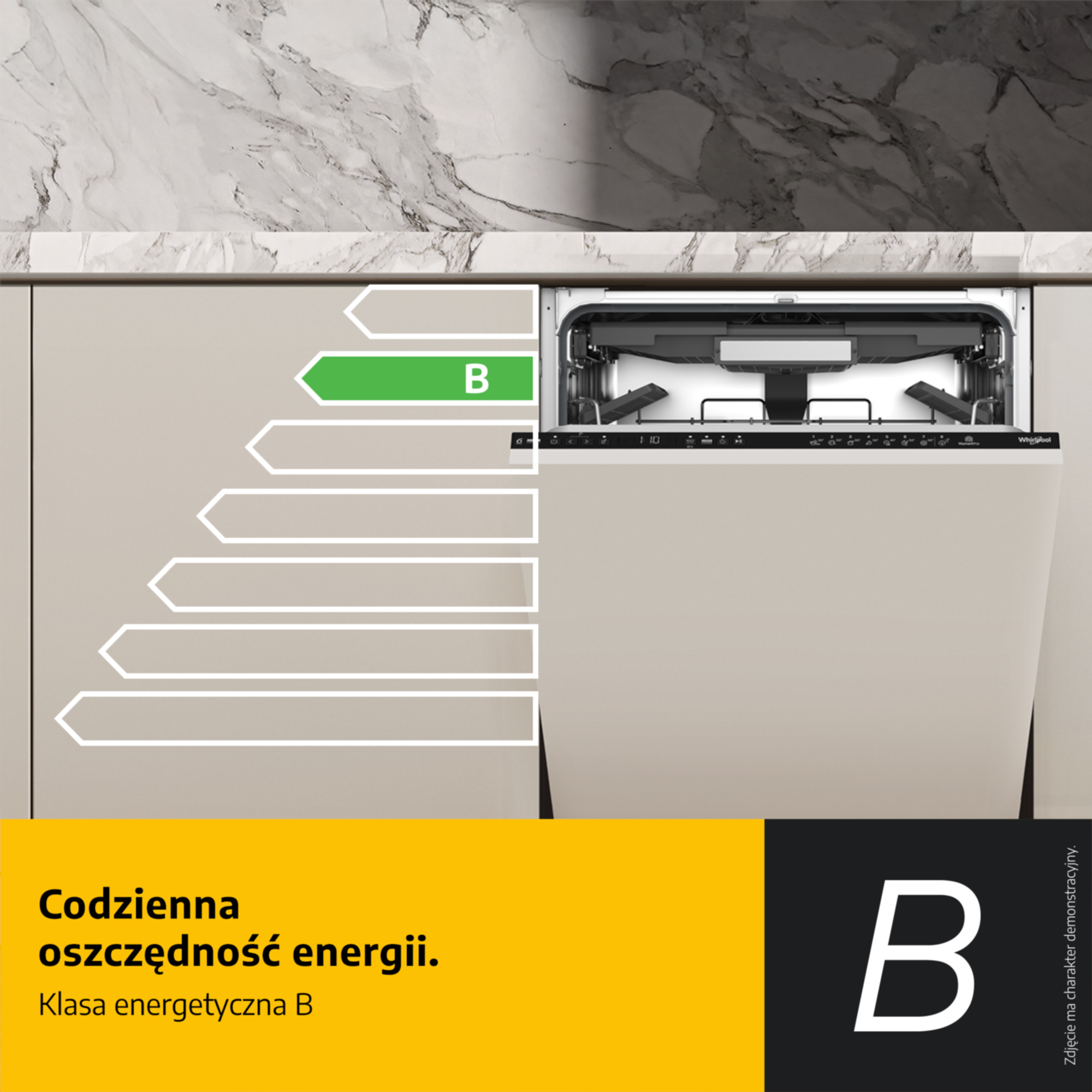 Zmywarka z klasą efektywności energetycznej B, otwartymi drzwiami i panelem sterowania.