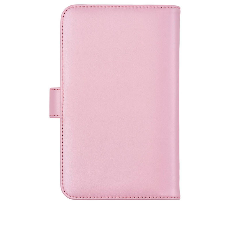 Una funda rosa con una pestaña en el lado izquierdo, sobre fondo blanco.