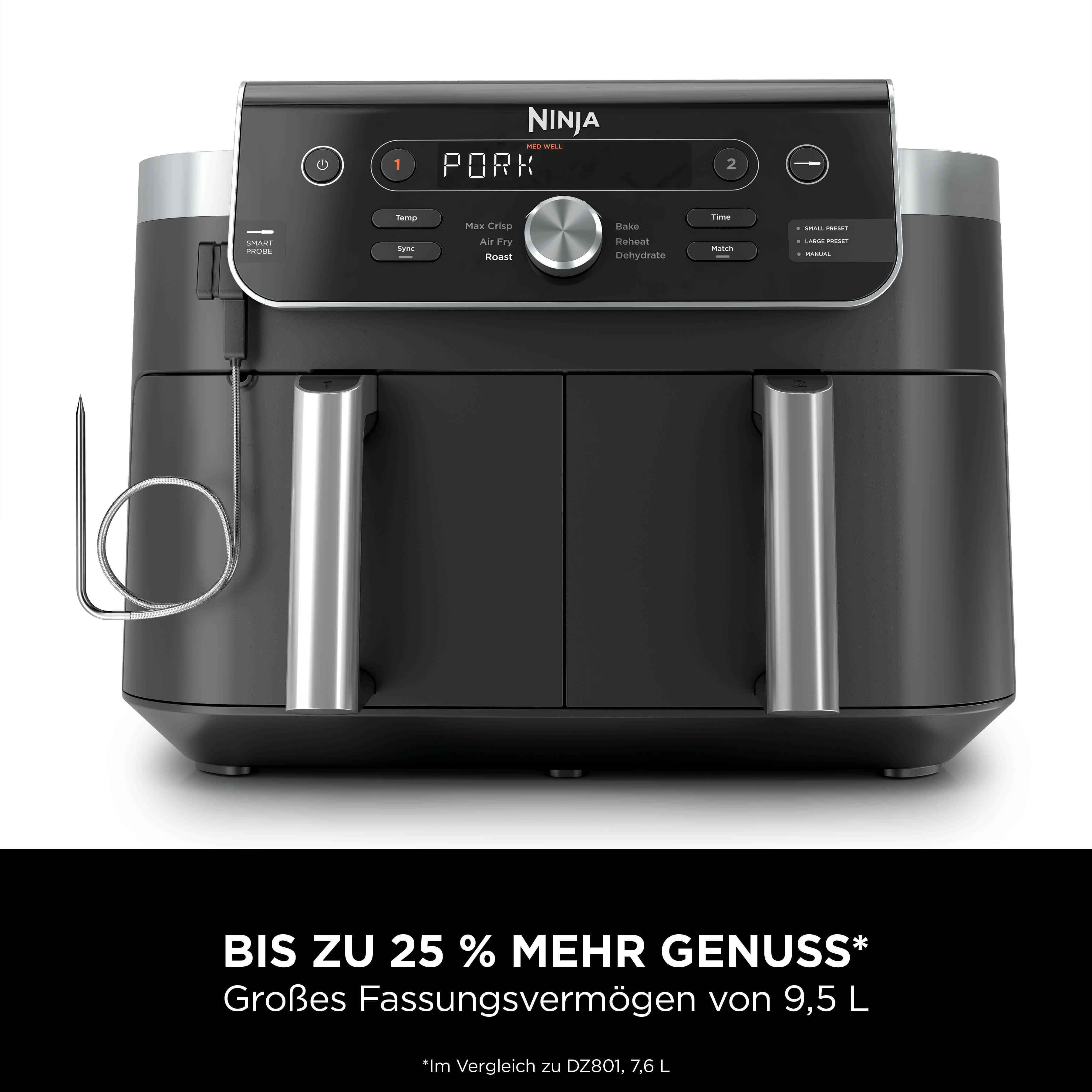 Schwarzer Ninja Heißluftfritteuse mit digitalem Display für Schweinefleisch.