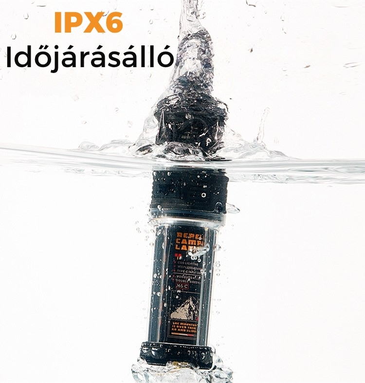 Időjárásálló lámpa vízbe merítve. IPX6 jelzés látható.