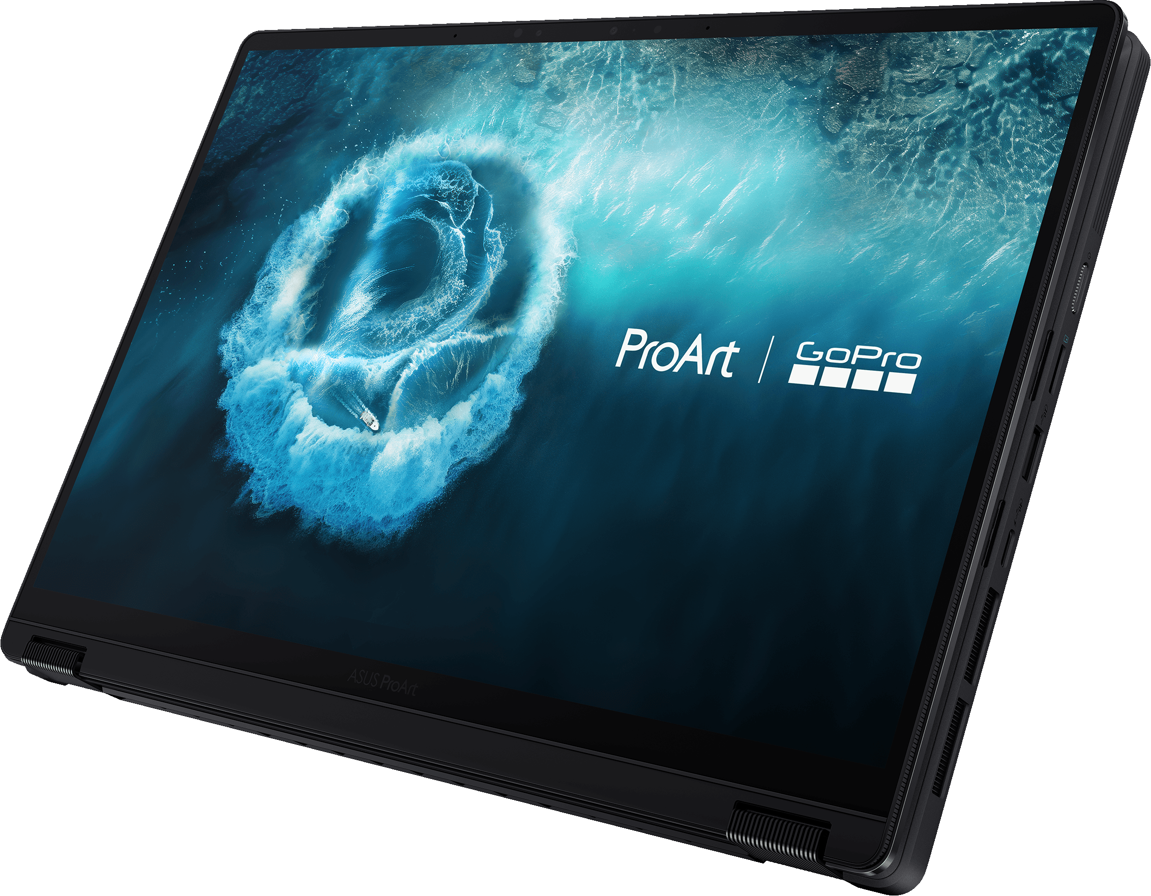 Ein Laptop zeigt eine Wasserszene mit einem Boot und den Logos ProArt und GoPro.