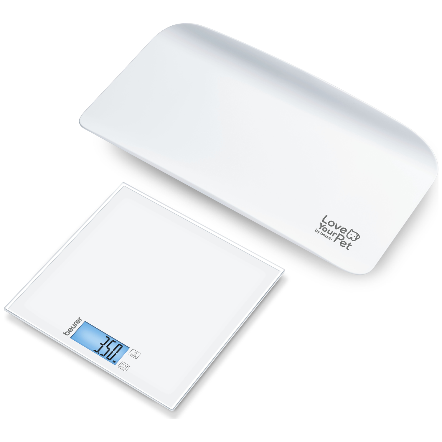 Twee witte weegschalen op een witte achtergrond. Eén digitale weegschaal toont 3,50.