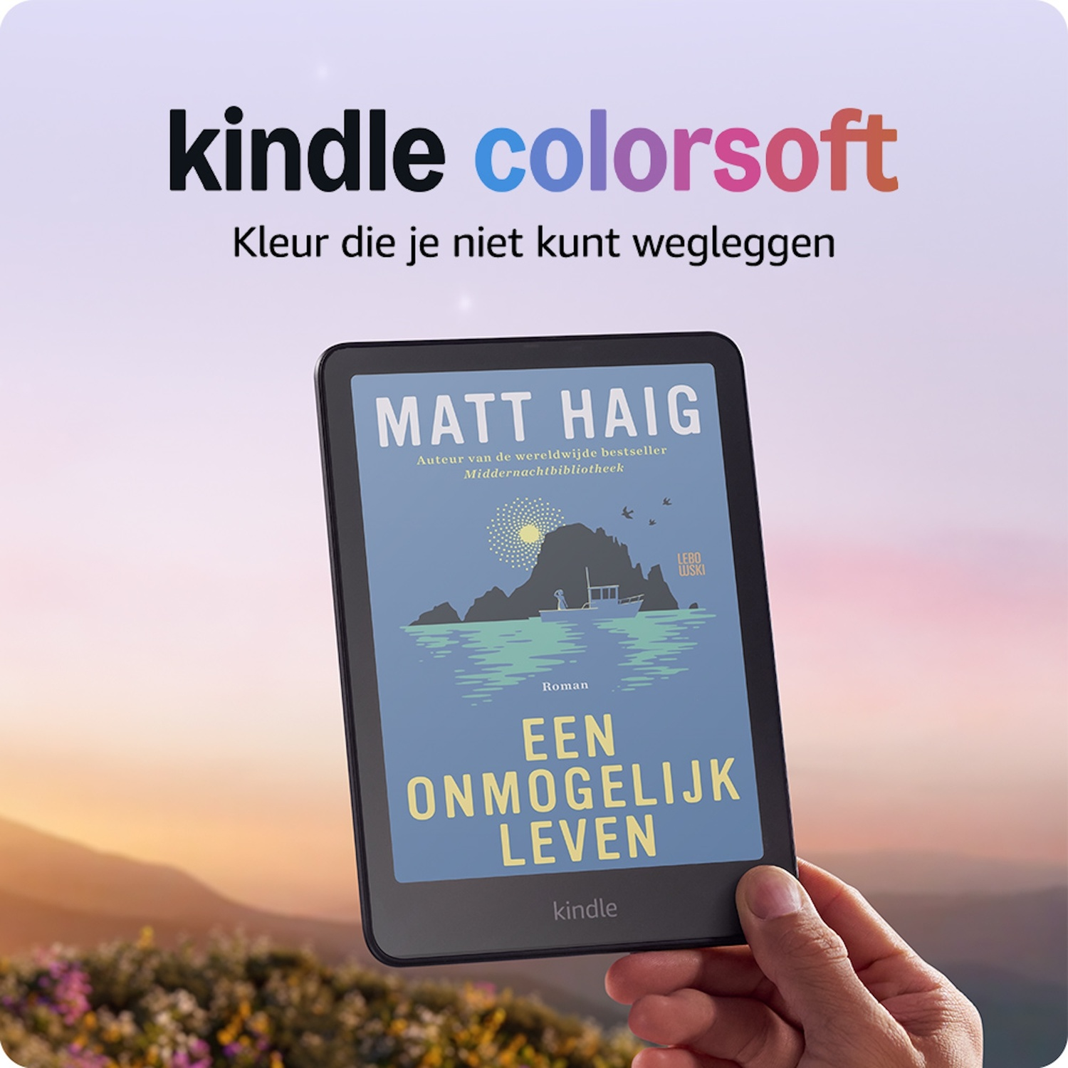 Kindle met boekomslag tegen bergen. Tekst: Kindle Colorsoft.