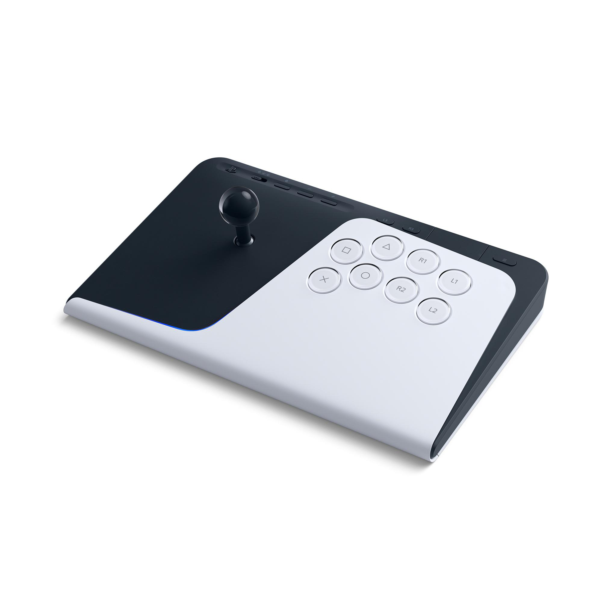 Ein schwarz-weißer Arcade-Stick mit Joystick und Tasten, auf weißem Hintergrund.