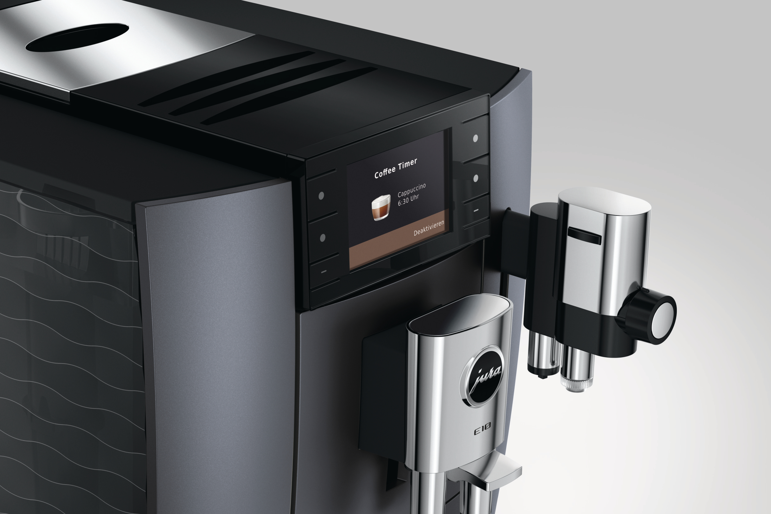 Moderne Kaffeemaschine mit Touchscreen, zeigt Cappuccino um 6:30 Uhr an.