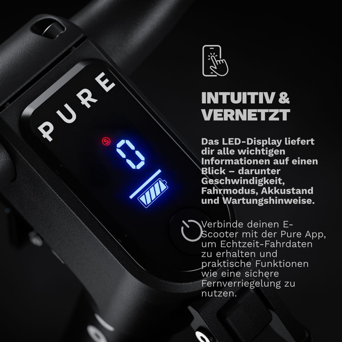 Nahaufnahme des LED-Displays eines E-Scooters mit der Marke PURE.