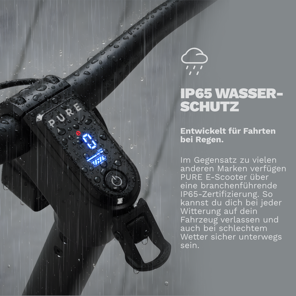 Schwarzer E-Scooter-Lenker mit Digitalanzeige, die im Regen '0' anzeigt.