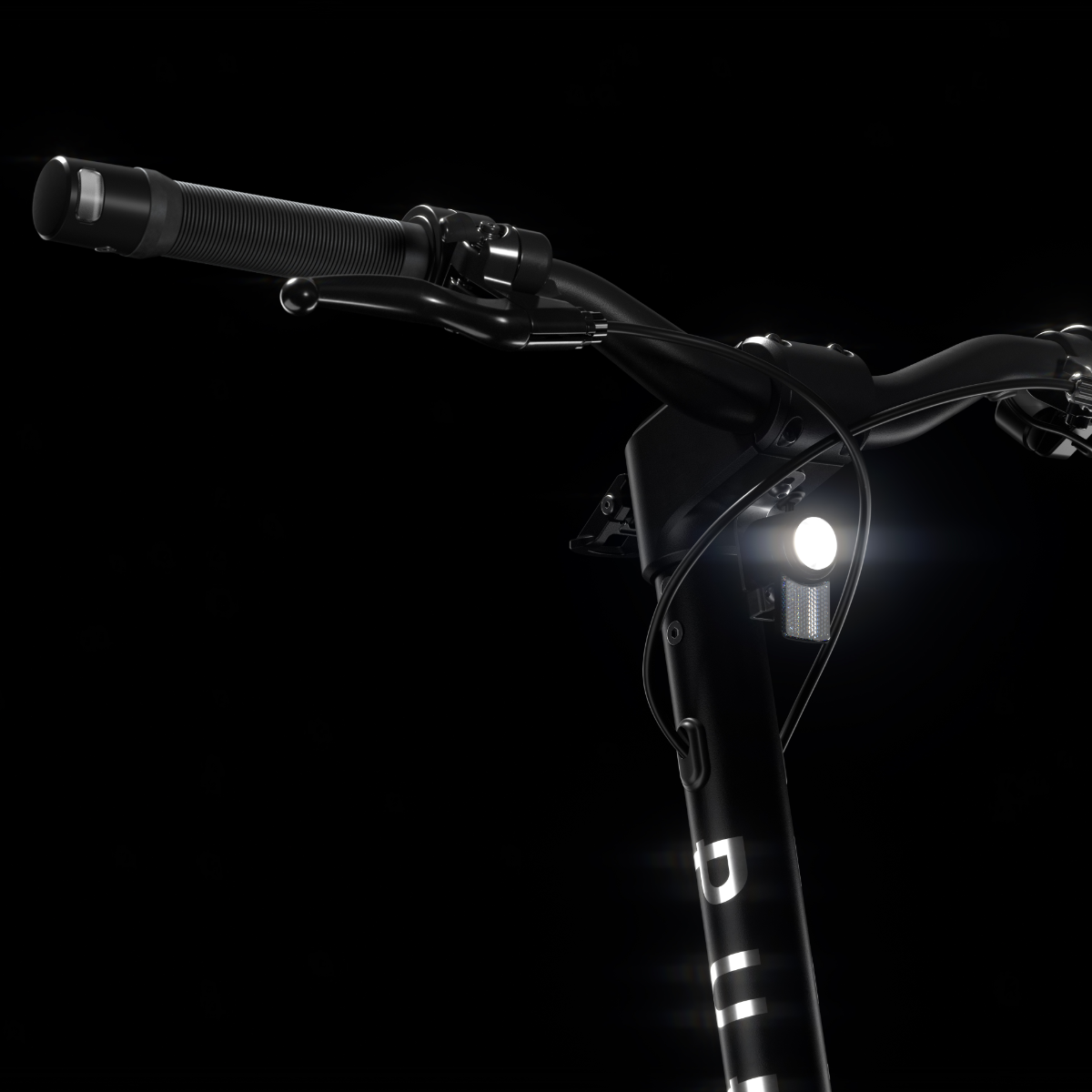 Nahaufnahme des Lenkers eines schwarzen Elektrorollers mit leuchtender Vorderseite.