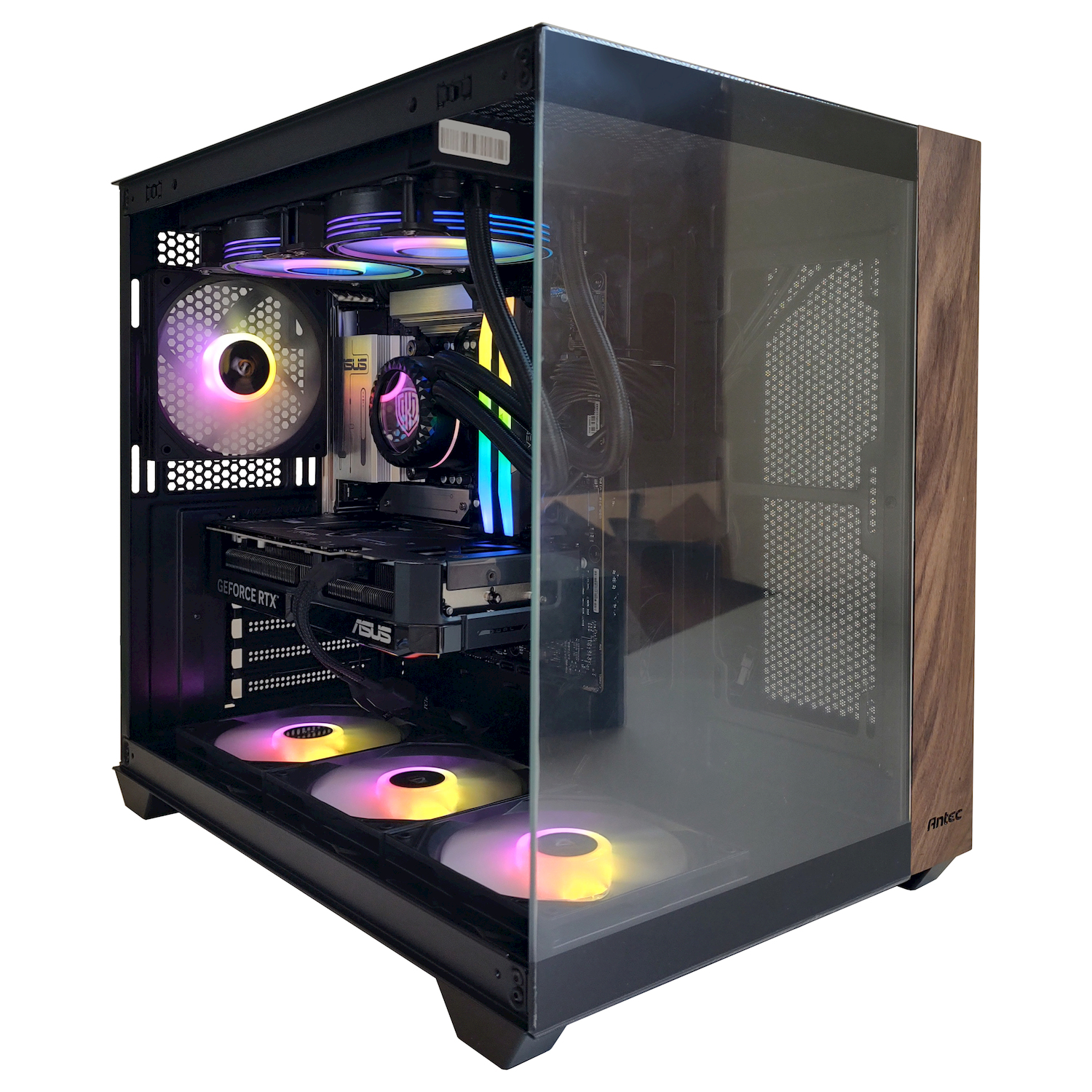 Un case PC con ventole RGB e pannello laterale in legno.