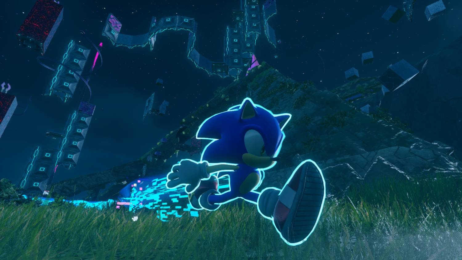 Sonic corre por un paisaje cubierto de hierba con estructuras flotantes en el cielo nocturno.