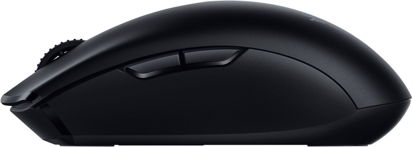 Schwarze Gaming-Maus mit Scrollrad und Seitentasten, von der Seite gesehen.