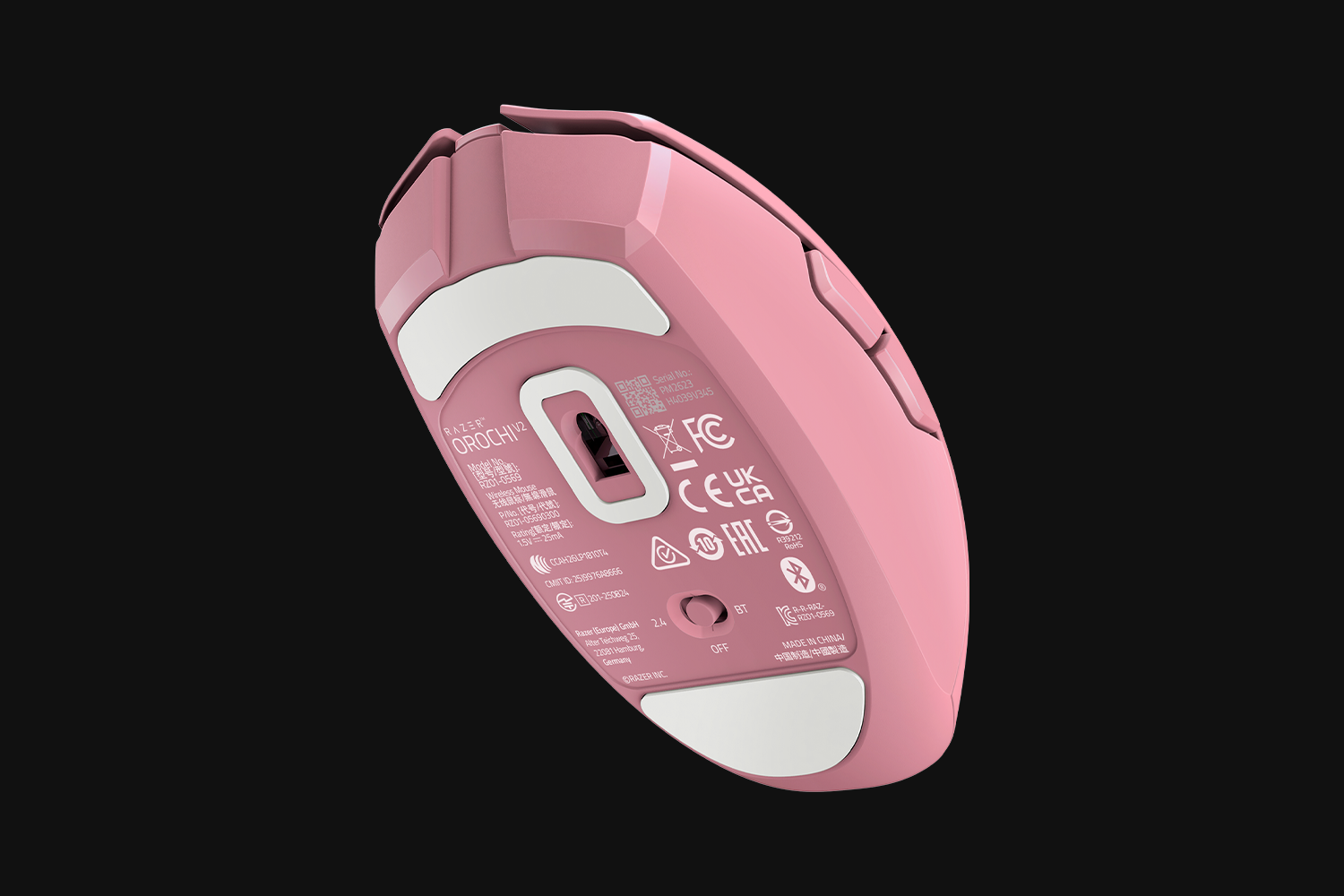 Eine rosa Razer Orochi V2 Gaming-Maus von unten mit Produktinformationen.