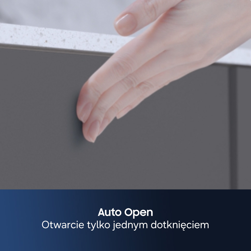 Ręka naciska na ciemną powierzchnię w celu automatycznego otwarcia.