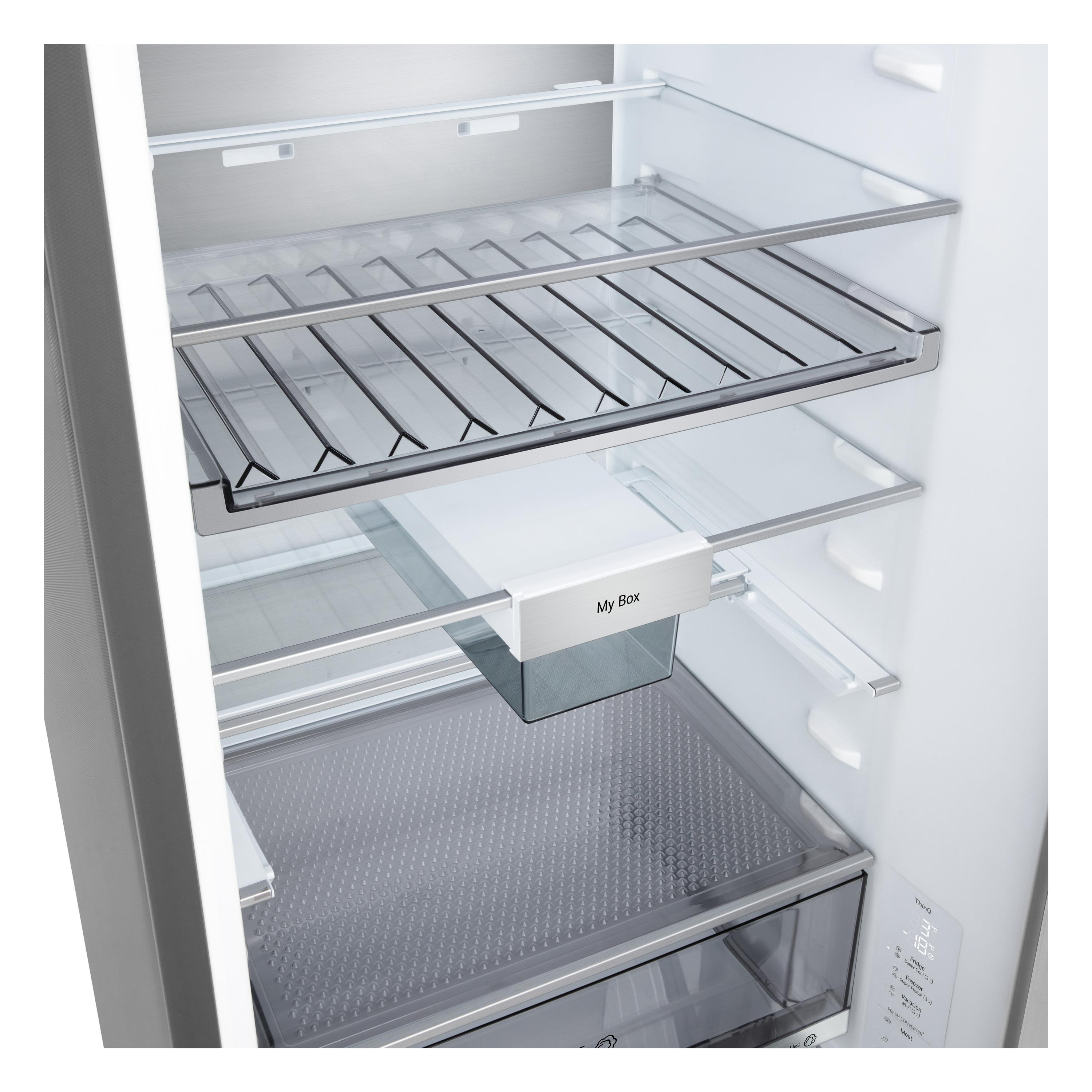 Ein leerer Kühlschrank mit Glasregalen, einer Schublade und einem Display.