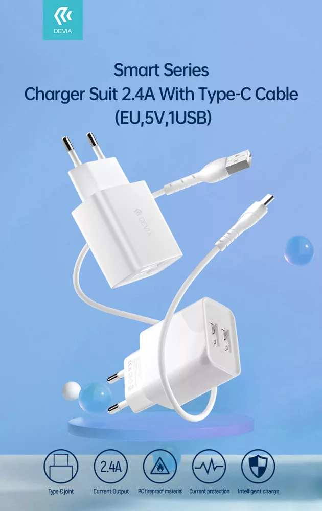 Két fehér DEVIA töltő Type-C kábellel és USB portokkal kék háttéren.