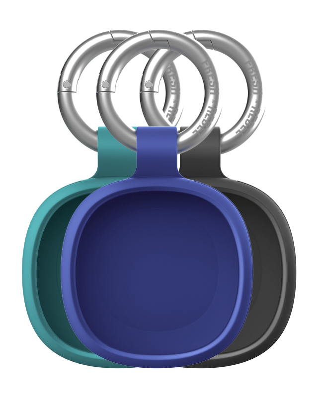 Drei runde Hüllen in Türkis, Blau und Schwarz mit silbernen Karabinerhaken.