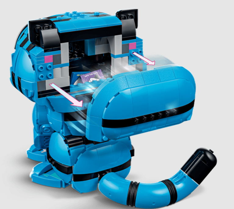 Ein blauer Roboter in Katzenform öffnet seinen Bauch, um ein lila "Save the Date"-Kärtchen zu enthüllen.