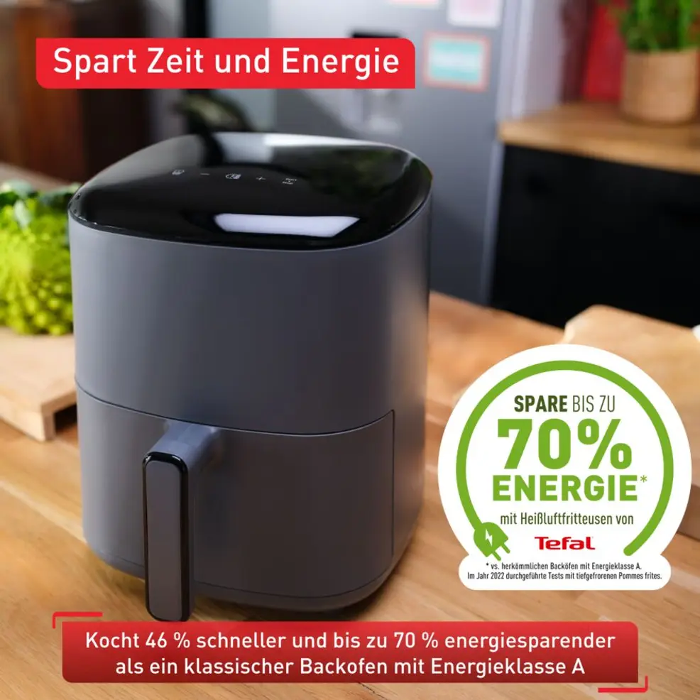 Friteuse à air Tefal grise économise jusqu'à 70% d'énergie.