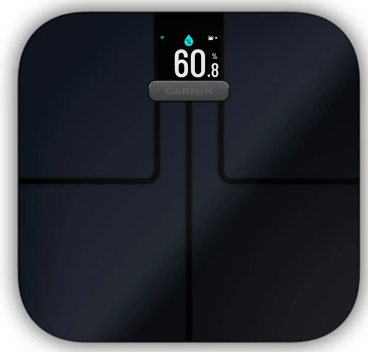 Ciemna waga cyfrowa z logo Garmin i wyświetlonym 60,8%.