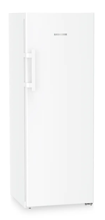 Ein weißer, hoher Kühlschrank mit silbernem Griff und Logo.