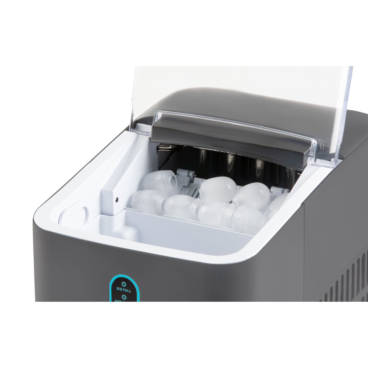 Een ijsmachine met het deksel open, met een vol compartiment ijsblokjes.