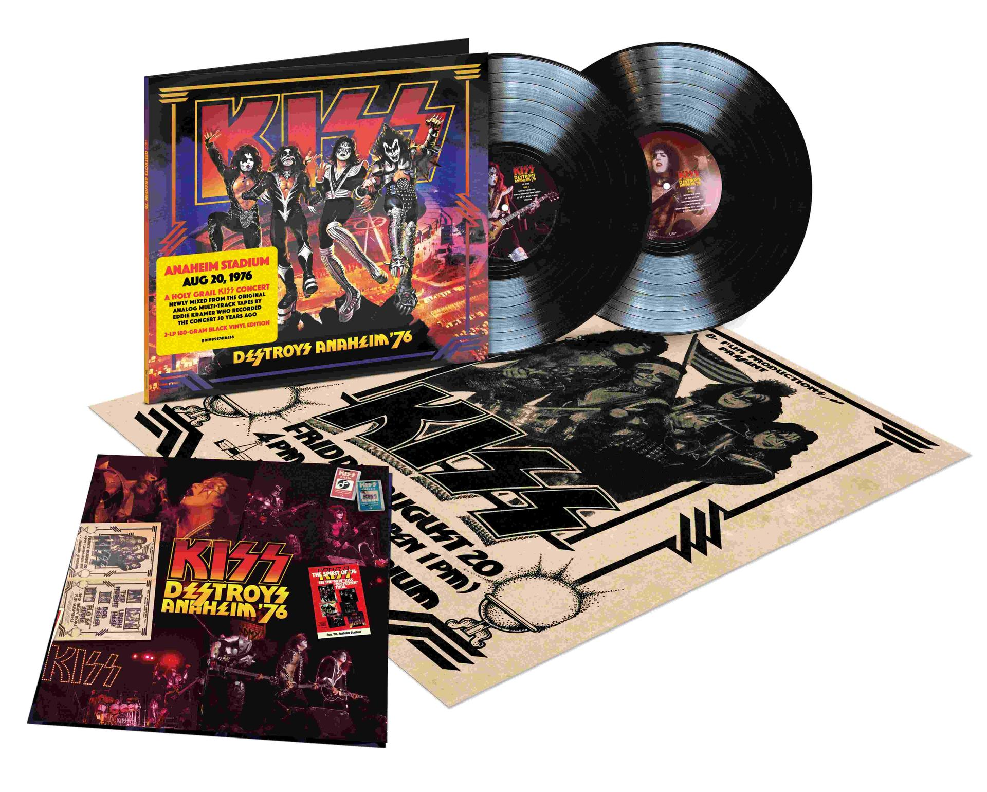 KISS "Destroys Anaheim '76" 2-LP Vinyl-Set mit Albumcover, Postern & Schallplatten.