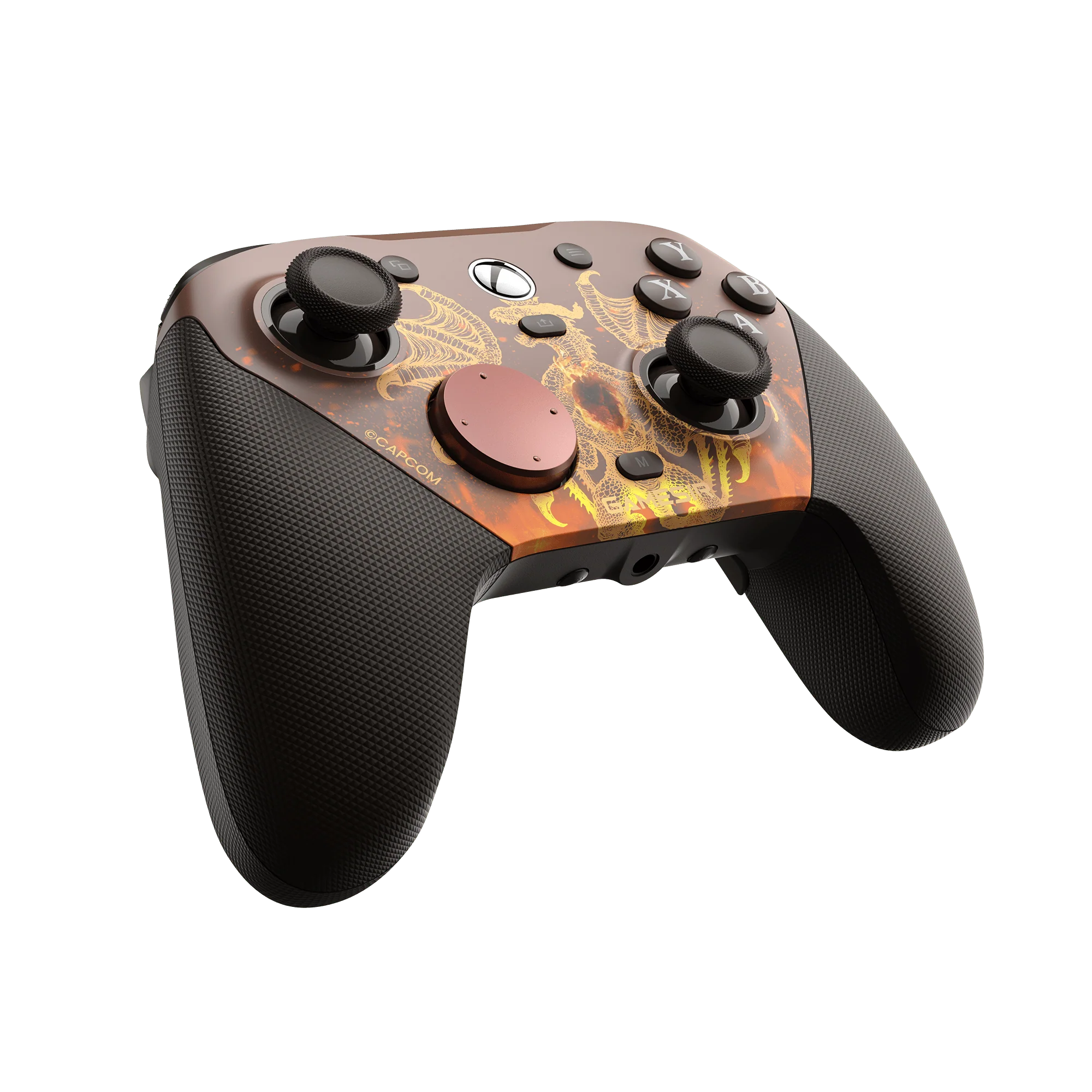 Un controller marrone con design drago e impugnature nere, su sfondo nero.