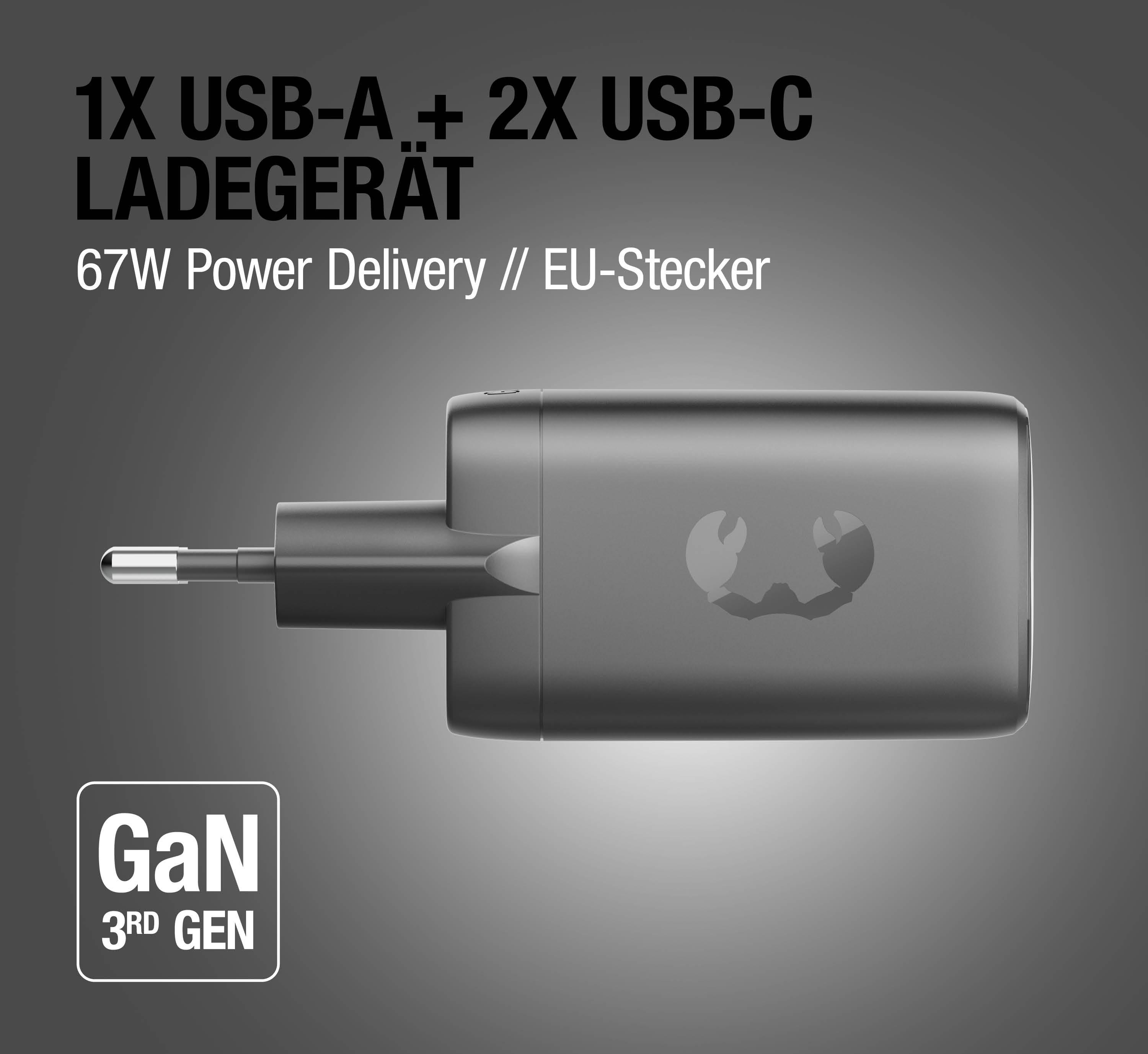 Graues USB-Ladegerät mit 1x USB-A, 2x USB-C, 67W PD, EU-Stecker.