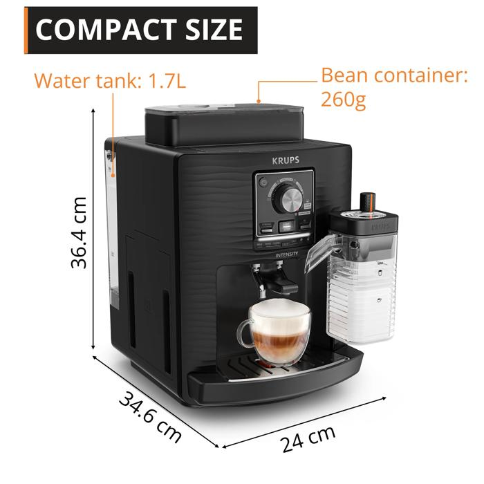 Macchina espresso Krups nera con dimensioni indicate. Ha una tazza di caffè piena.
