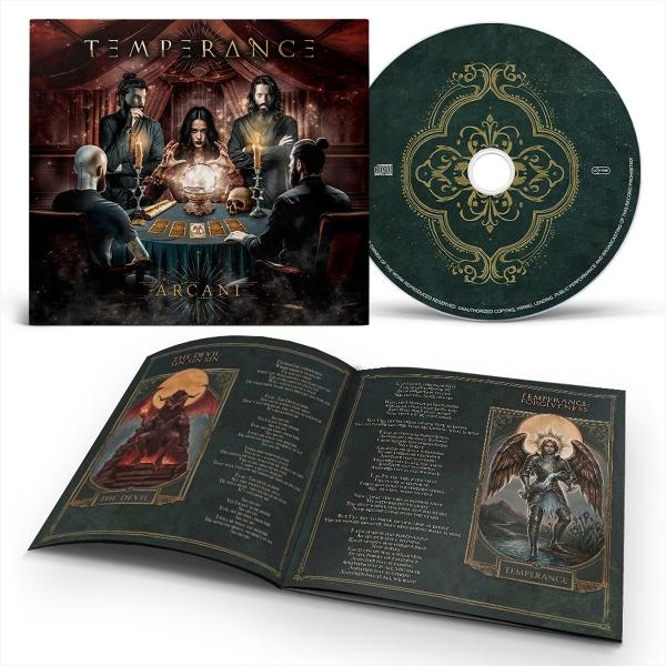 Albumcover, CD und aufgeschlagenes Booklet mit mystischer Kunst und Texten.
