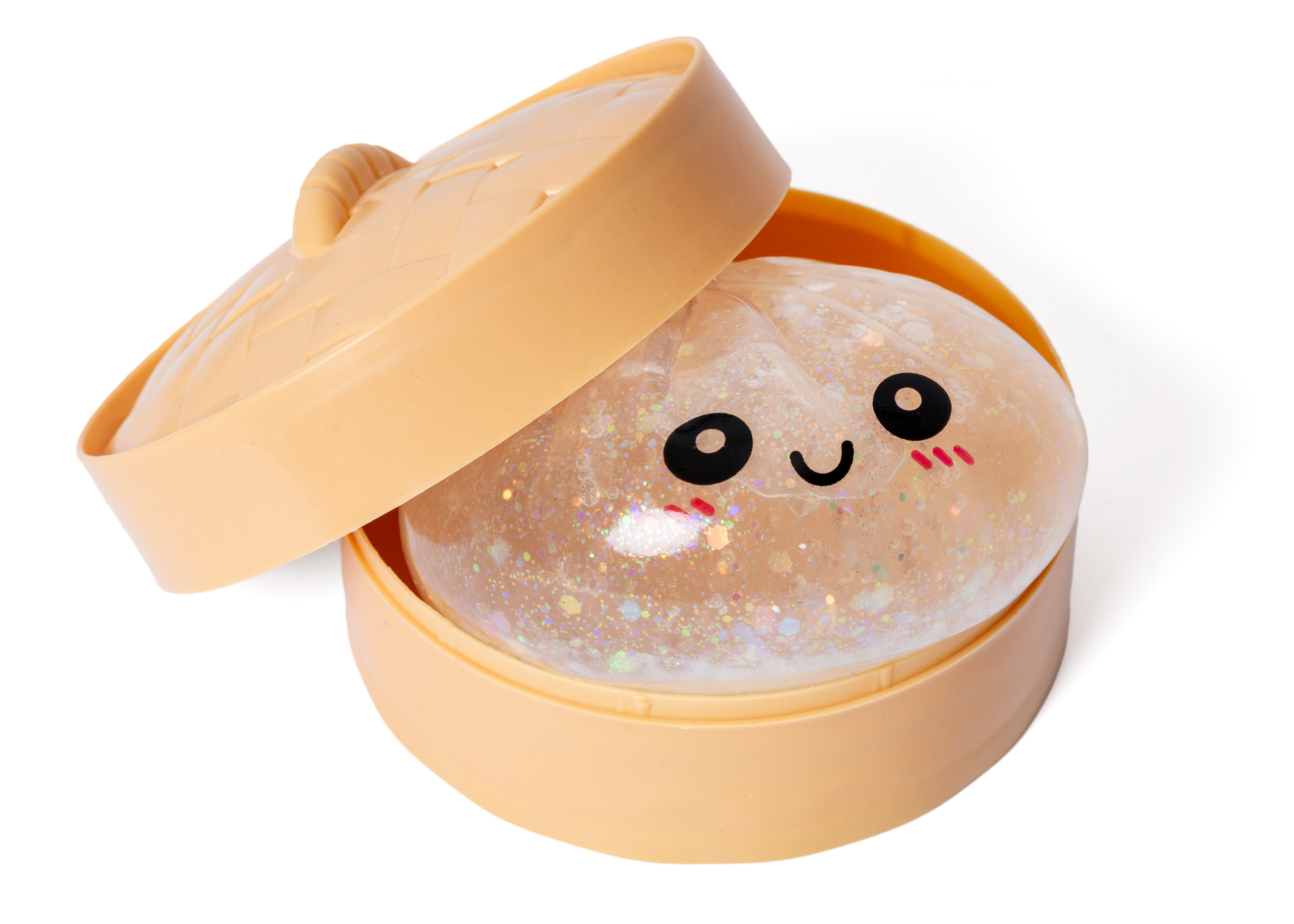 Eine glitzernde, durchsichtige Kugel mit Kawaii-Gesicht in einer Pfirsich-Dampfschale.