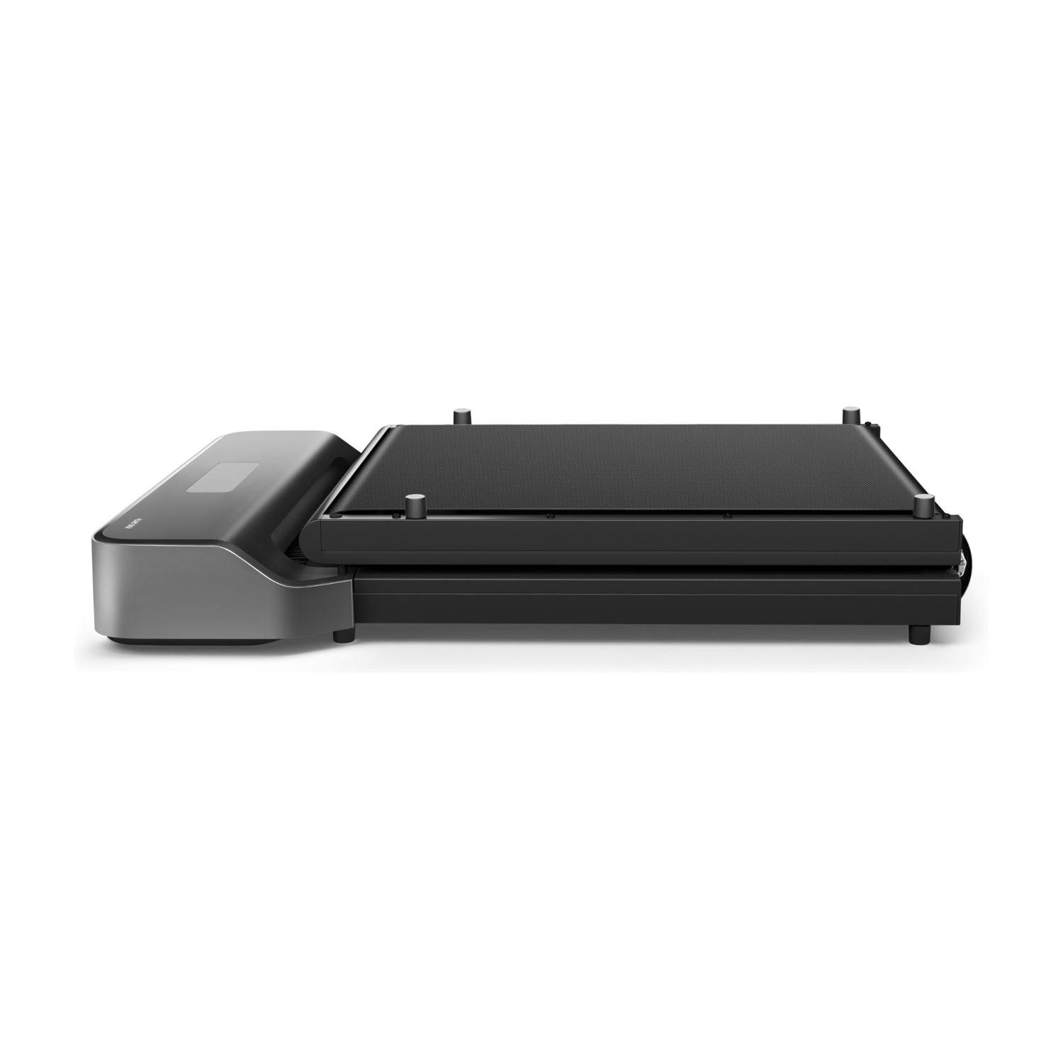 Un tapis roulant grigio e nero su sfondo bianco.