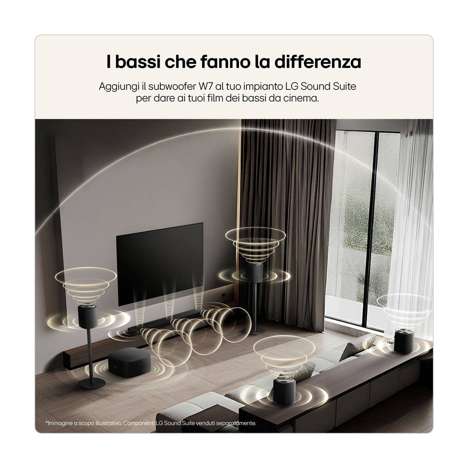 Un soggiorno moderno con altoparlanti LG Sound Suite e un subwoofer.