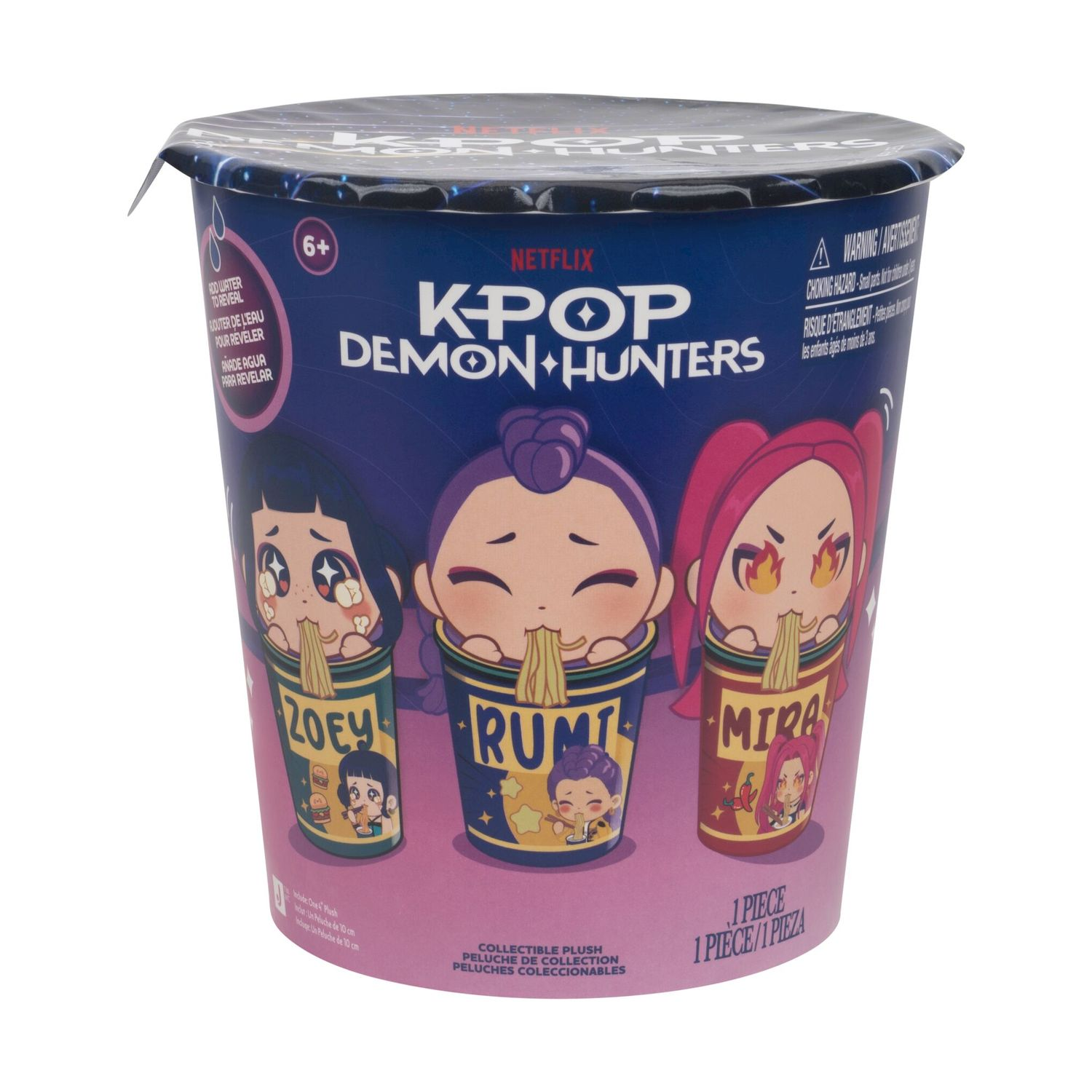 Una tazza K-Pop Demon Hunters con personaggi anime che mangiano spaghetti.