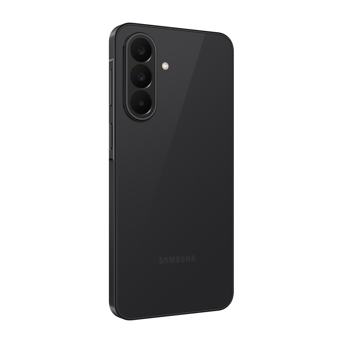 Üç kameralı ve flaşlı siyah Samsung akıllı telefonun arkası.