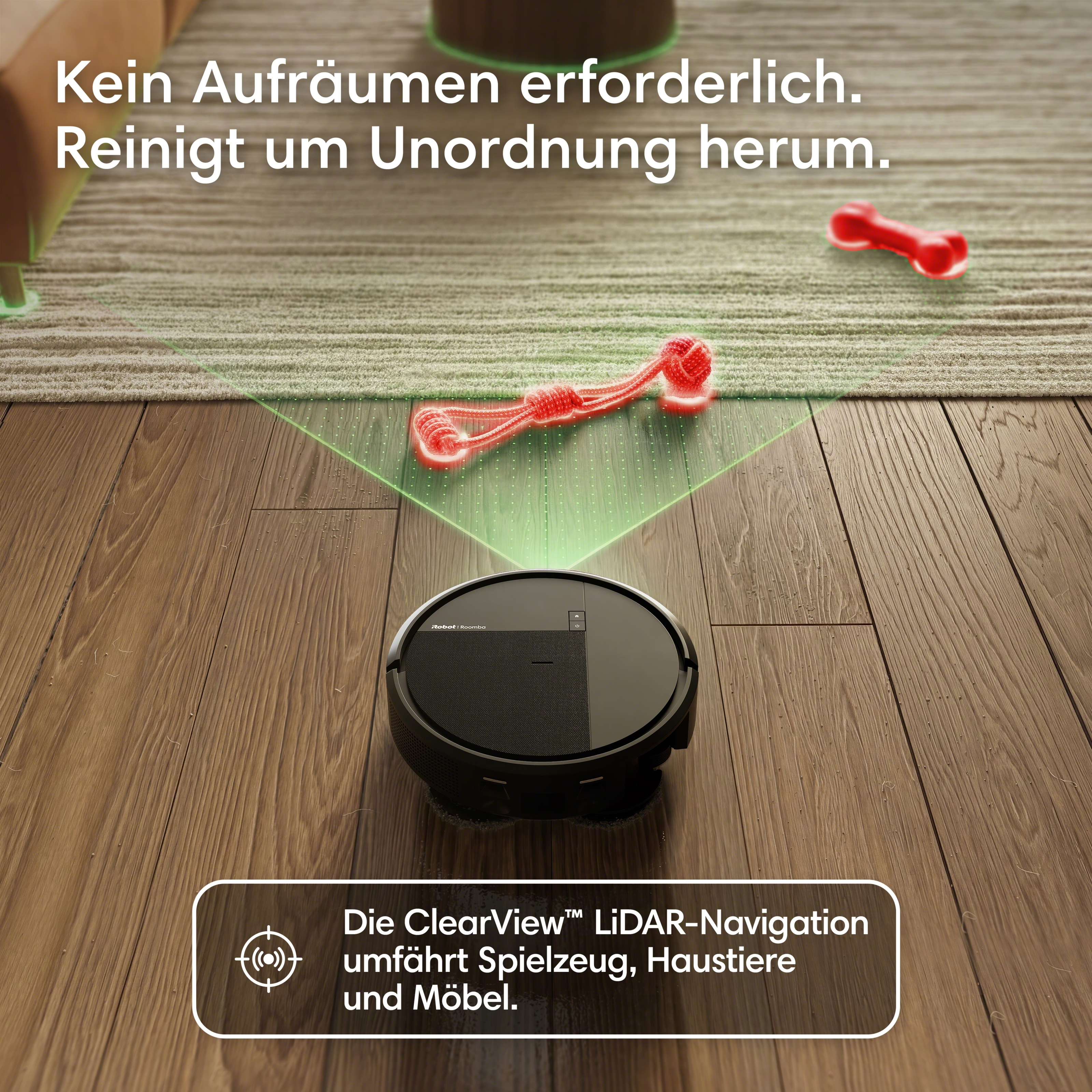 Ein Saugroboter reinigt um Spielzeug auf Holzboden.