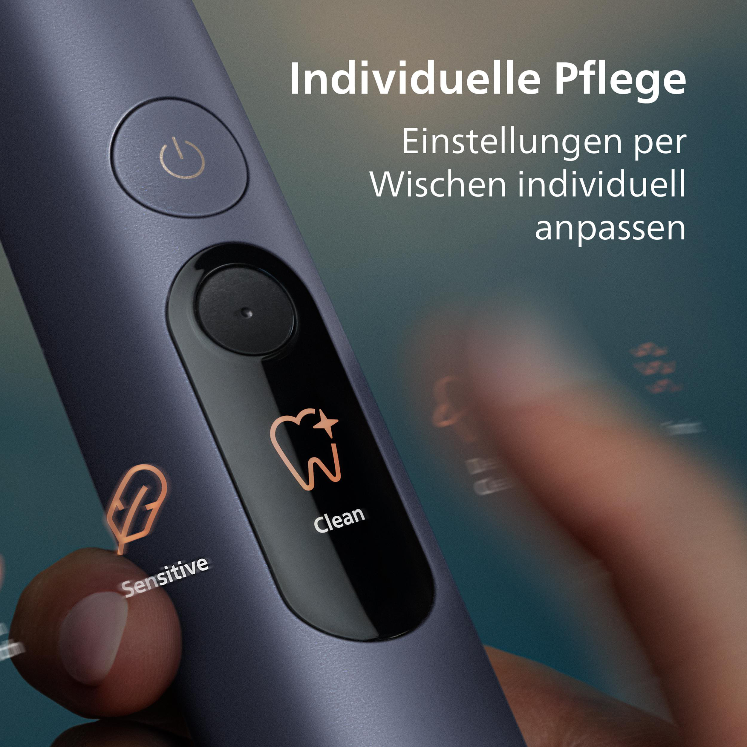 Ein Finger berührt eine Zahnbürste mit leuchtenden Symbolen für Reinigen und Sensitiv.