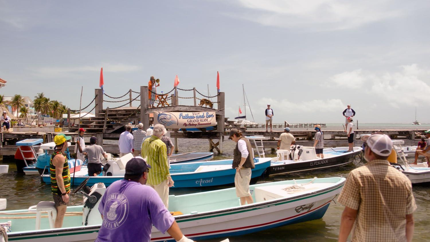 Menschen auf einem Pier mit Booten im Wasser, ein Banner für ein Angelausflug.
