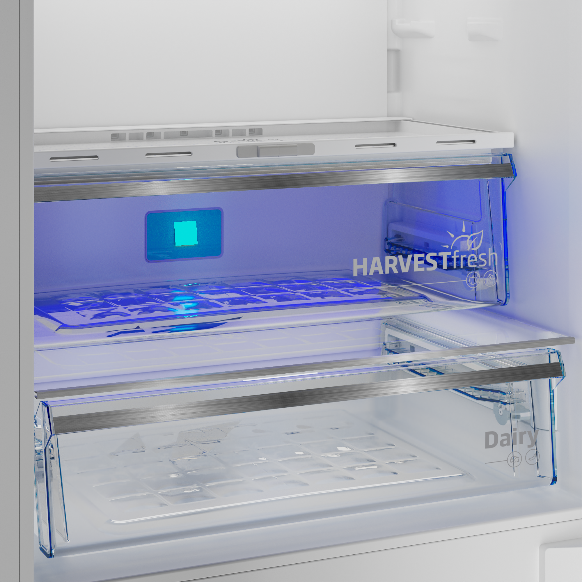 Hűtőszekrény belső, két fiókkal: HarvestFresh és Tejtermék felirattal.