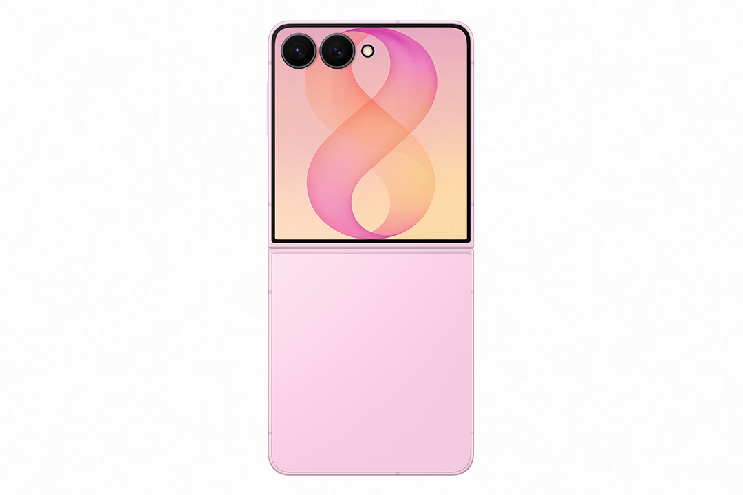Világos rózsaszín flip telefon két kamerával és ívelt mintával.