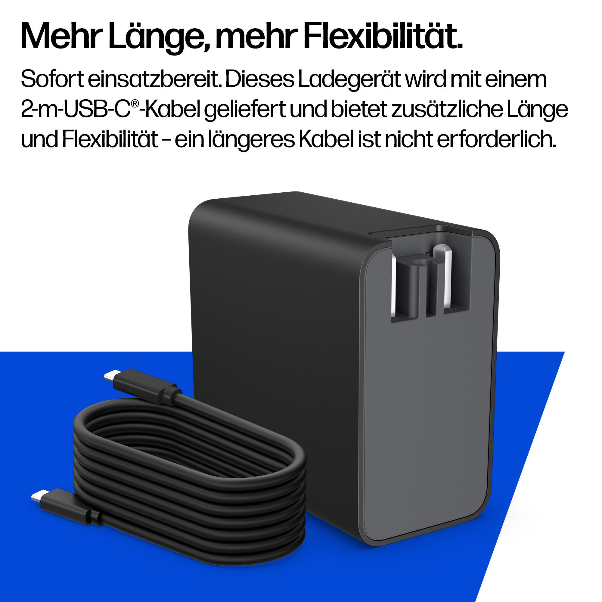 Schwarzes USB-C-Ladegerät mit einem aufgewickelten Kabel.
