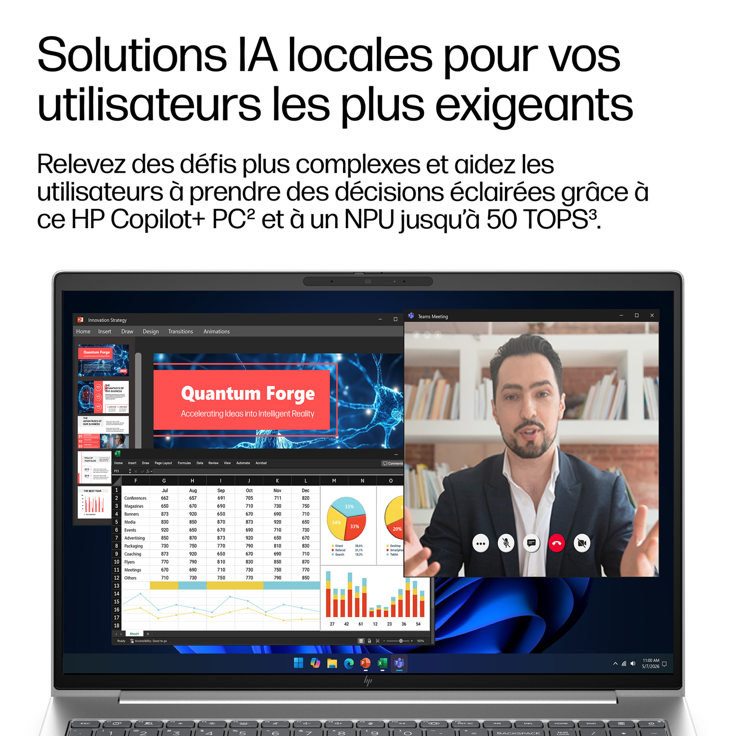 Un ordinateur portable affiche une réunion Teams, un tableur et des graphiques. Un homme parle à la caméra.