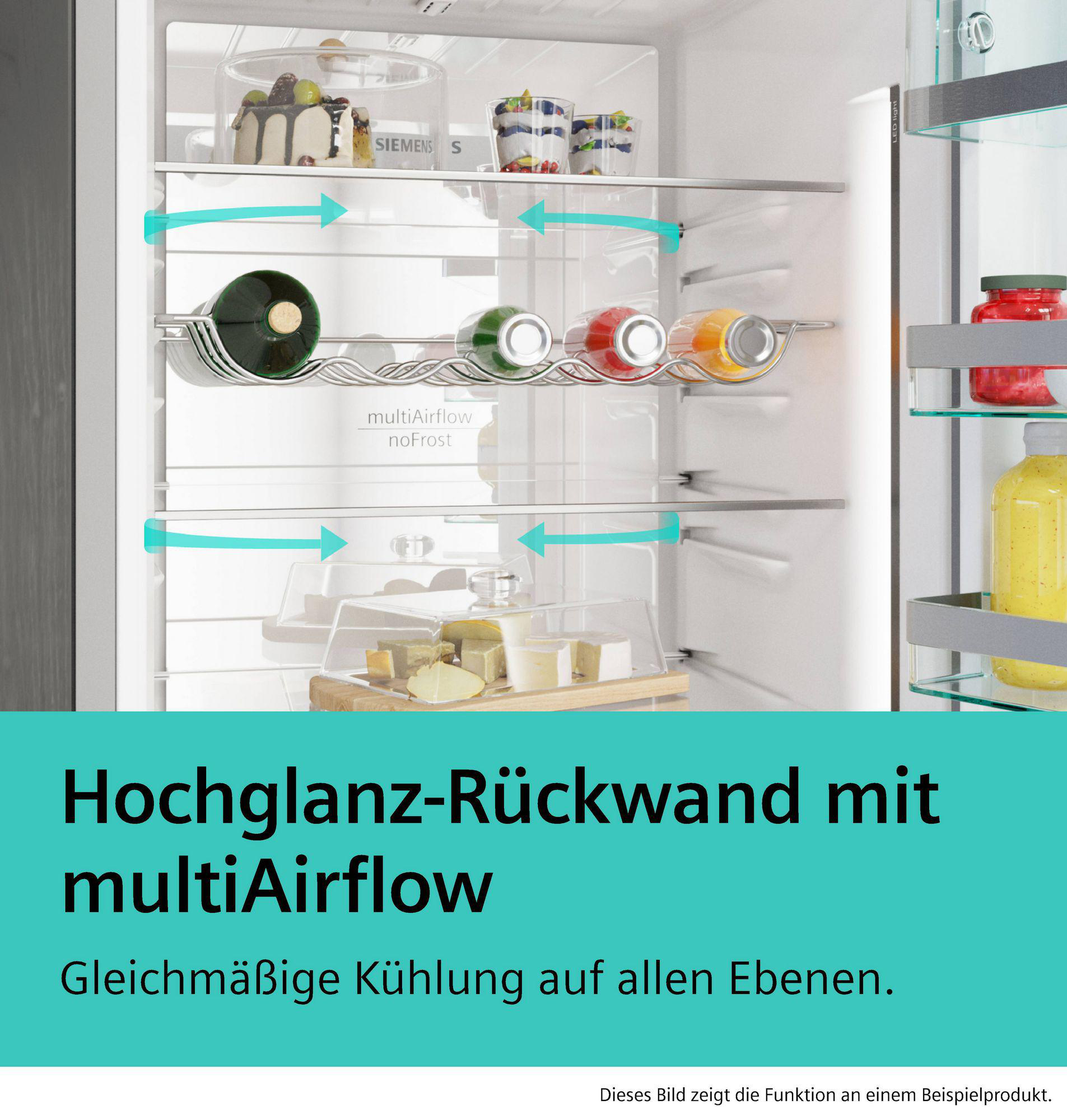 Kühlschrank mit Lebensmitteln und Luftstrompfeilen.