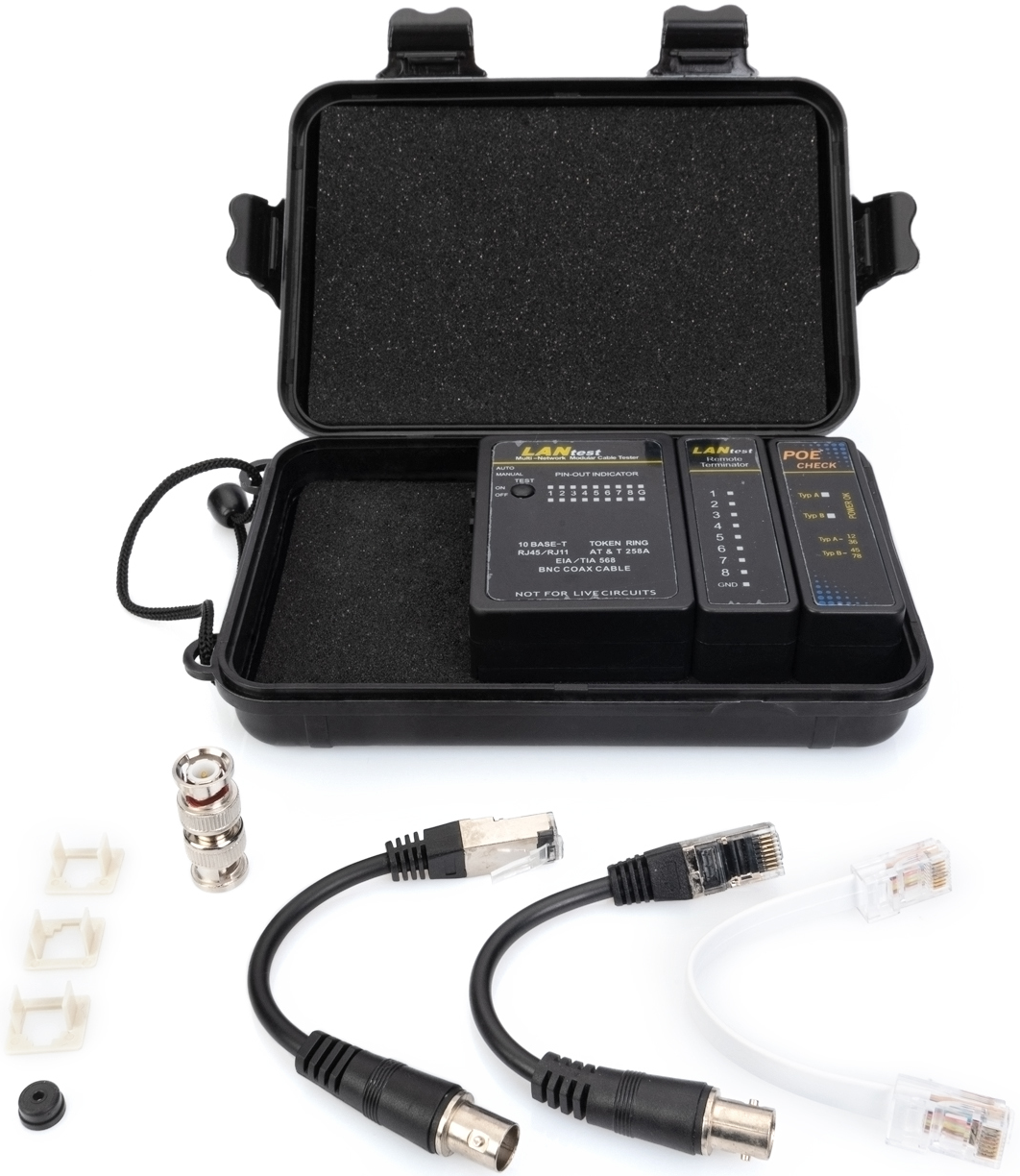 Ein schwarzer Koffer mit Netzwerktestern und Kabeln, darunter BNC- und RJ45-Anschlüsse.