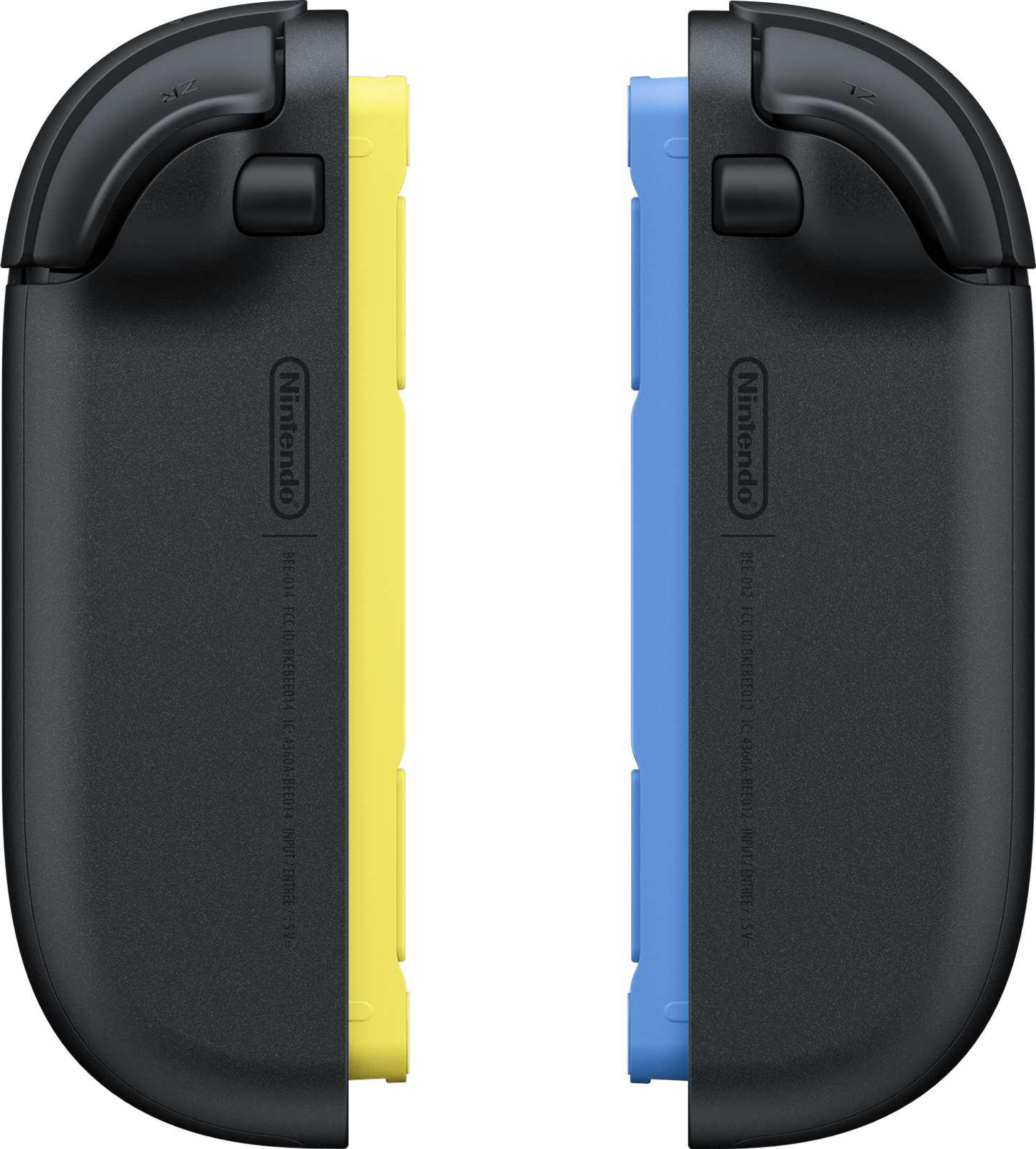 Due controller Nintendo Joy-Con, uno giallo e uno blu, con impugnature nere.